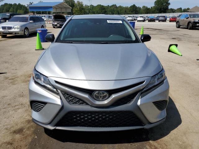 Photo 4 VIN: 4T1G11AK7LU362241 - TOYOTA CAMRY SE 