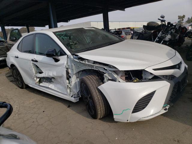 Photo 3 VIN: 4T1G11AK7LU363938 - TOYOTA CAMRY SE 