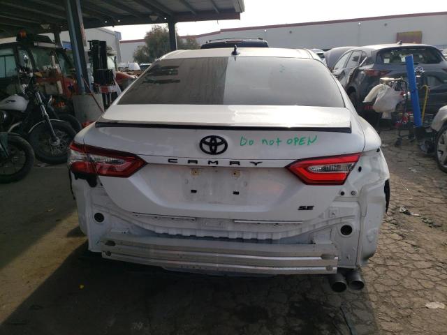 Photo 5 VIN: 4T1G11AK7LU363938 - TOYOTA CAMRY SE 