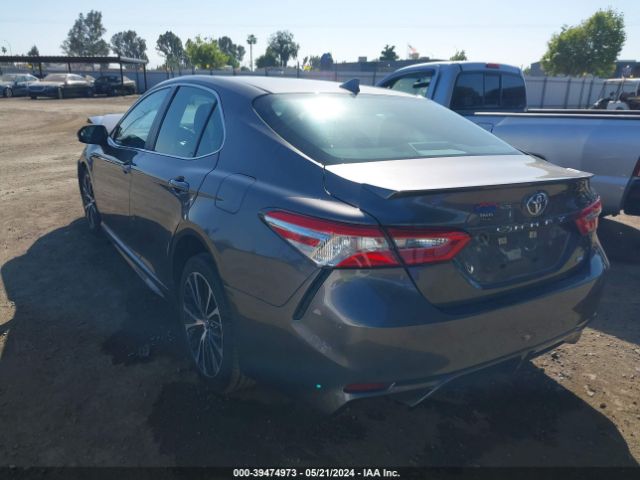 Photo 2 VIN: 4T1G11AK7LU942007 - TOYOTA CAMRY 