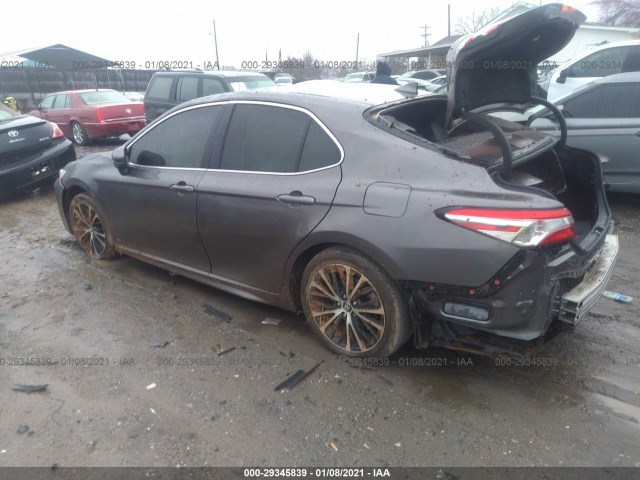 Photo 2 VIN: 4T1G11AK7LU945151 - TOYOTA CAMRY 