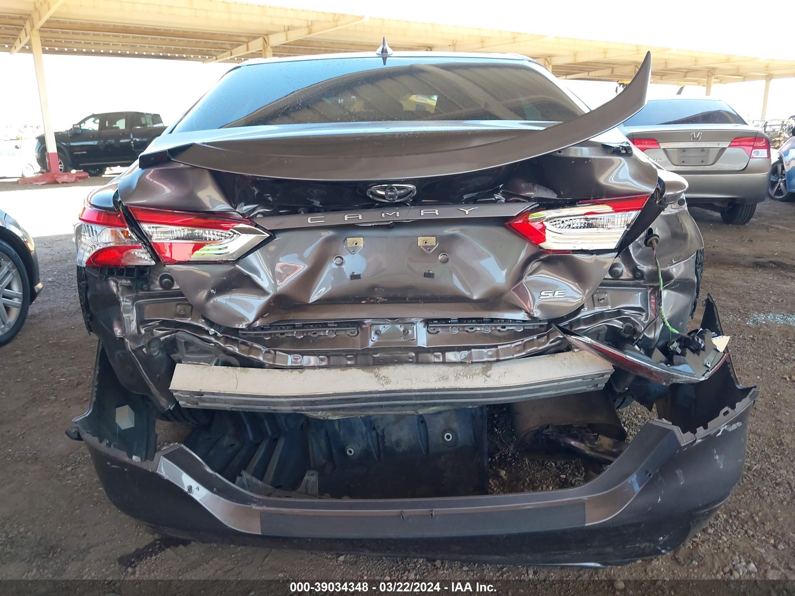 Photo 15 VIN: 4T1G11AK7LU945294 - TOYOTA CAMRY 