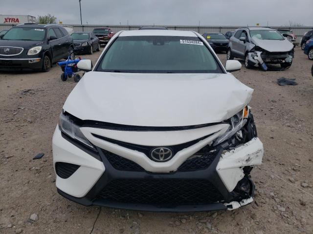 Photo 4 VIN: 4T1G11AK7LU947370 - TOYOTA CAMRY 