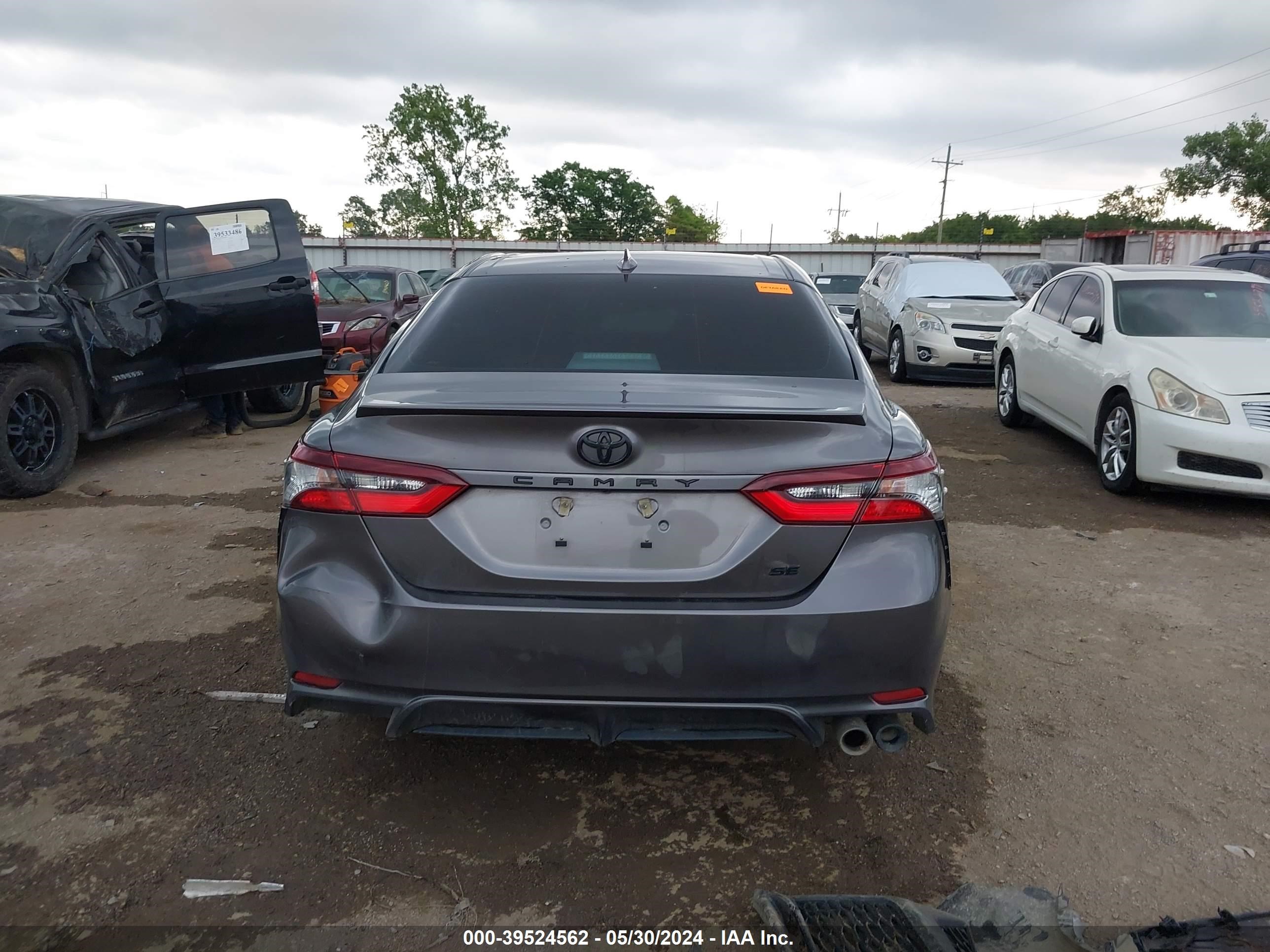 Photo 15 VIN: 4T1G11AK7MU488665 - TOYOTA CAMRY 