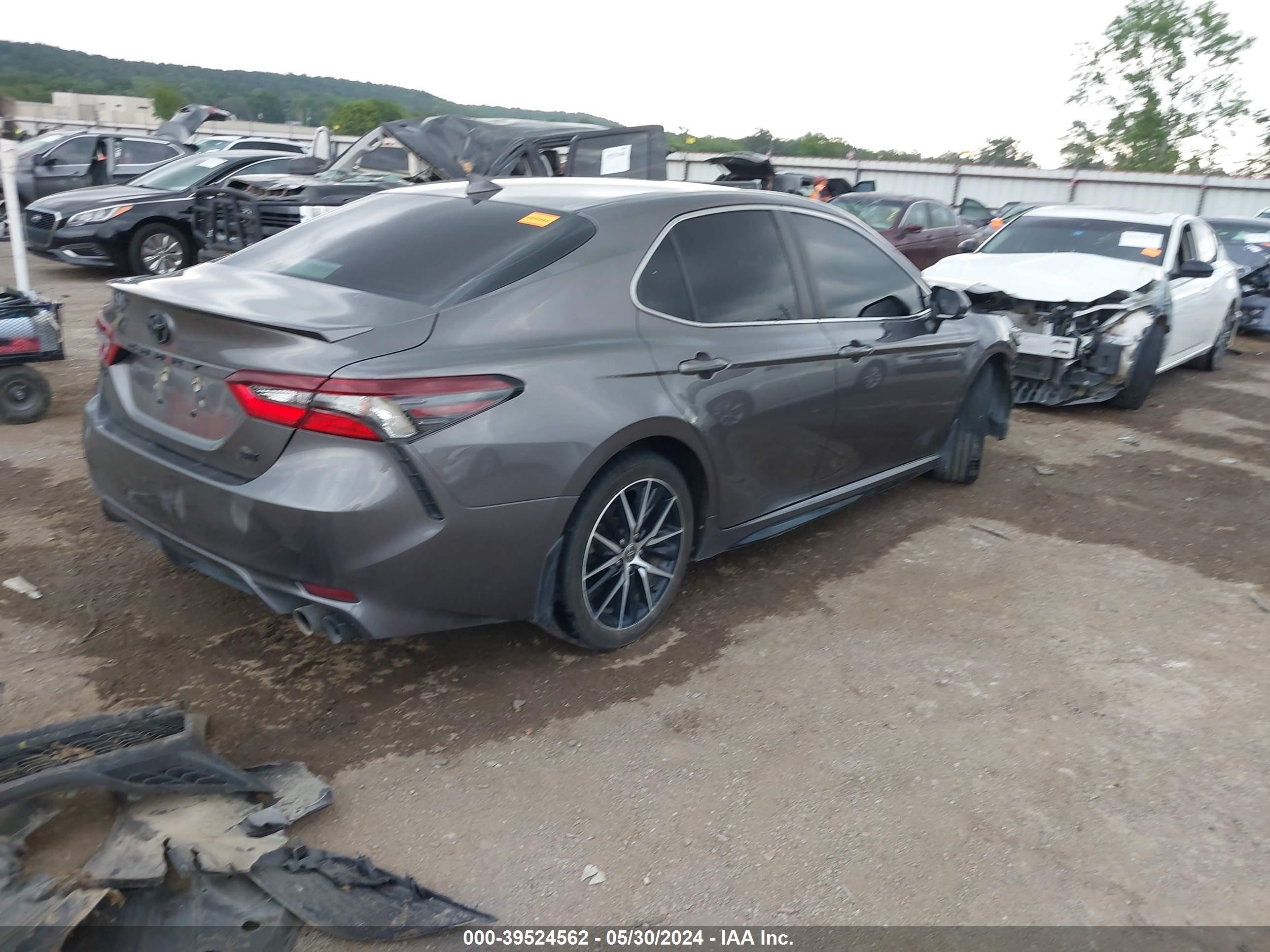 Photo 3 VIN: 4T1G11AK7MU488665 - TOYOTA CAMRY 