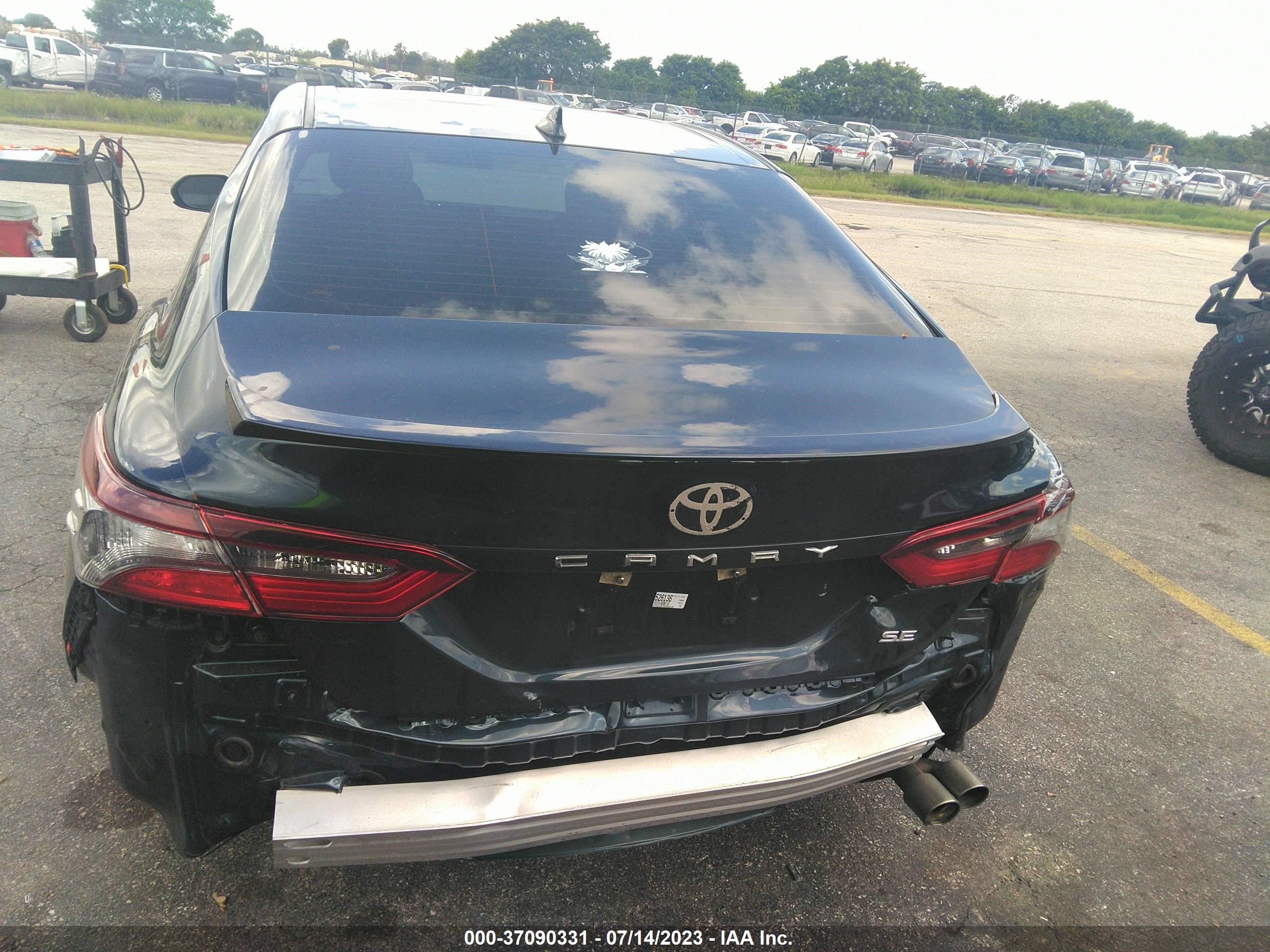 Photo 5 VIN: 4T1G11AK7MU526136 - TOYOTA CAMRY 