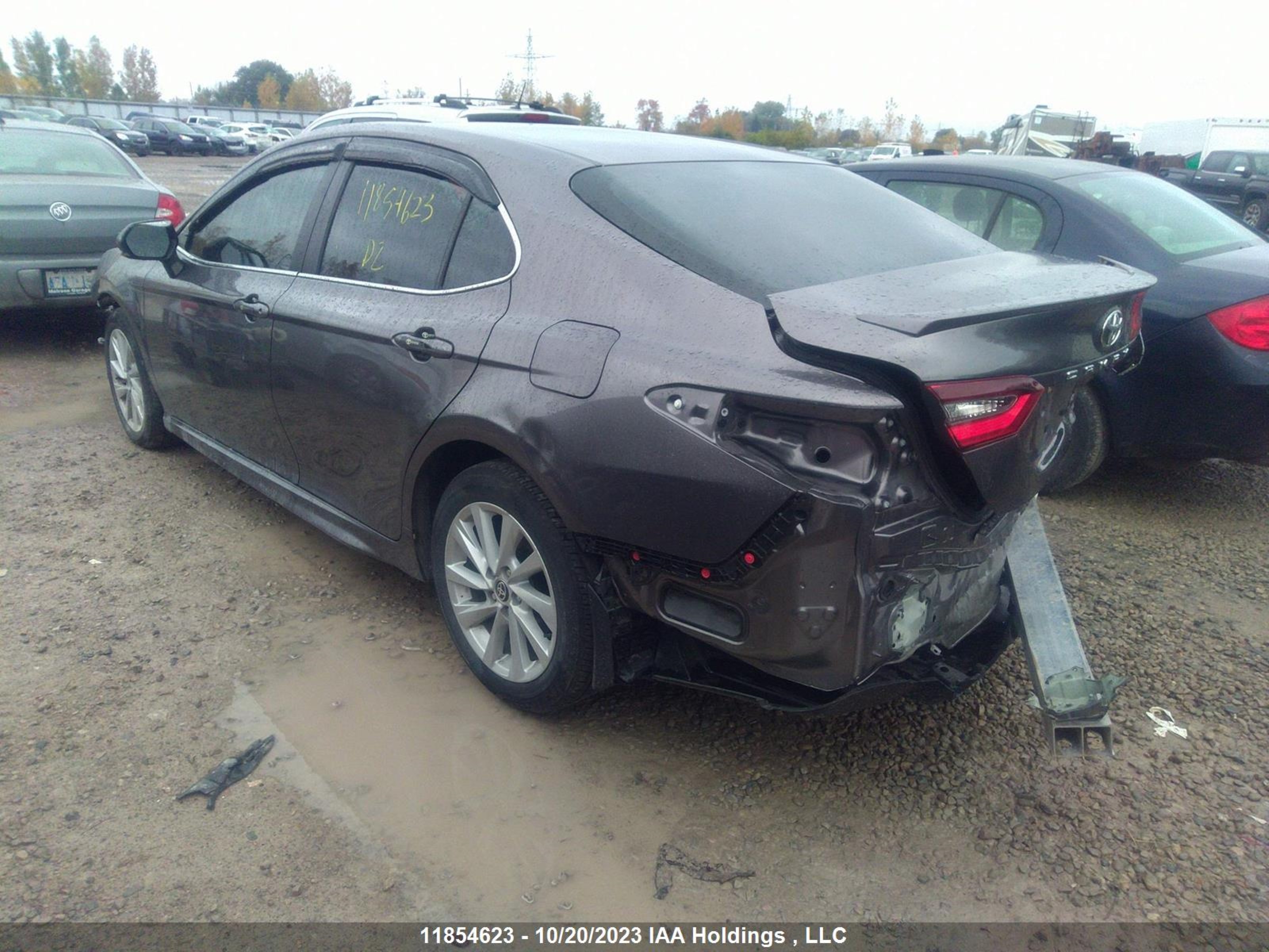 Photo 2 VIN: 4T1G11AK7NU040055 - TOYOTA CAMRY 