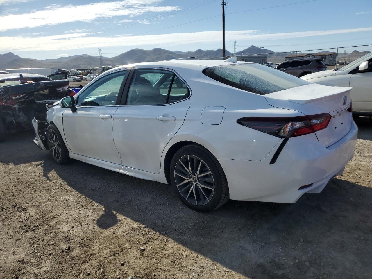 Photo 1 VIN: 4T1G11AK7NU669458 - TOYOTA CAMRY 