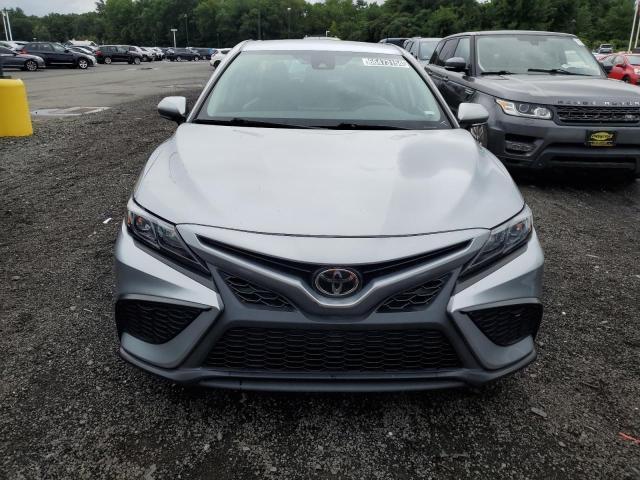 Photo 4 VIN: 4T1G11AK7NU712762 - TOYOTA CAMRY SE 