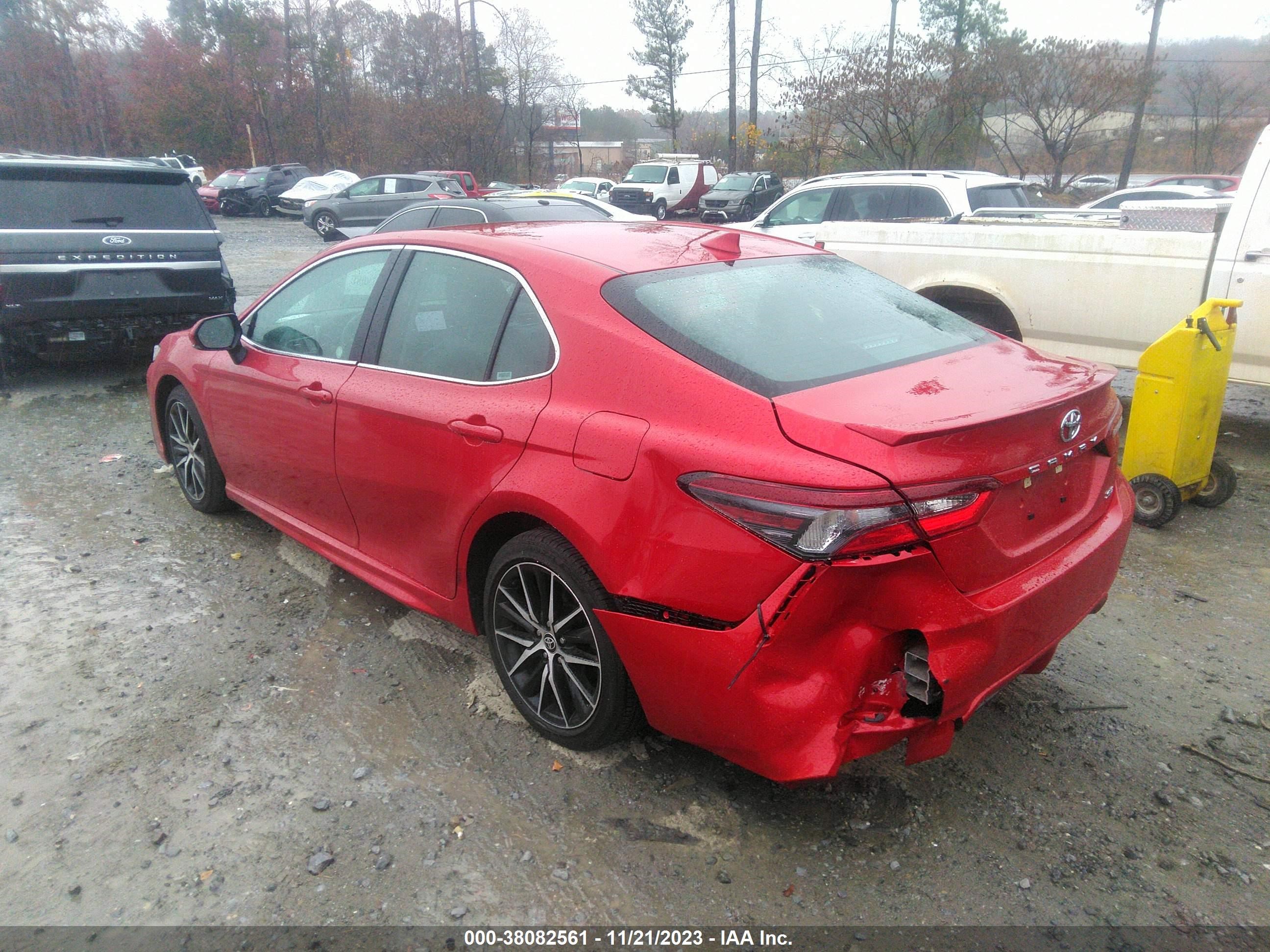 Photo 2 VIN: 4T1G11AK7PU077027 - TOYOTA CAMRY 