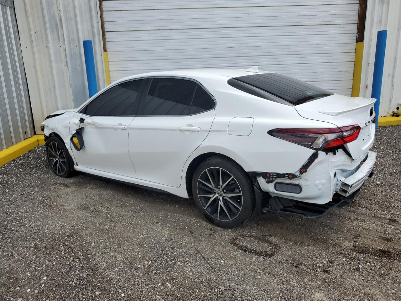 Photo 1 VIN: 4T1G11AK7PU784435 - TOYOTA CAMRY 