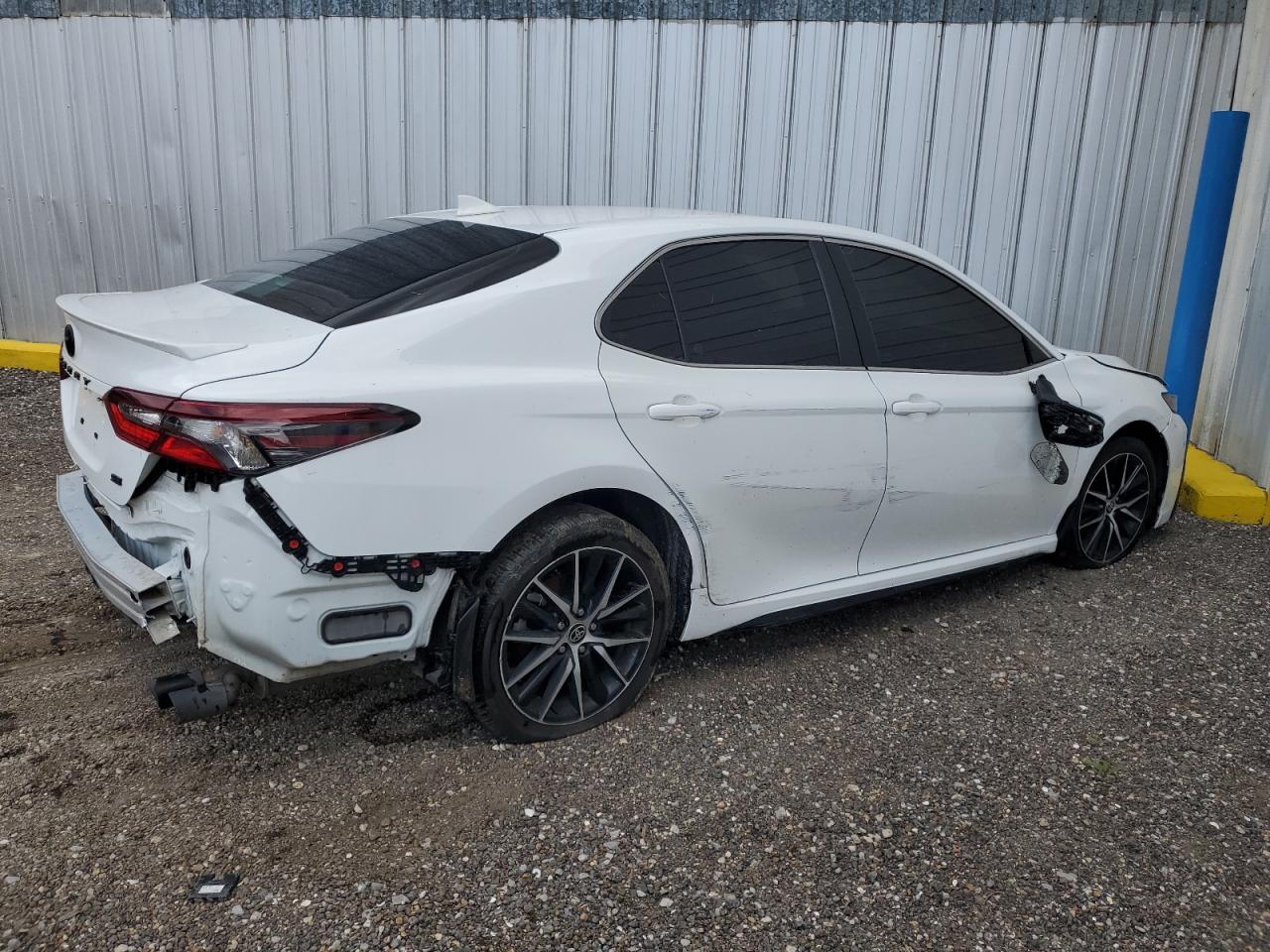 Photo 2 VIN: 4T1G11AK7PU784435 - TOYOTA CAMRY 