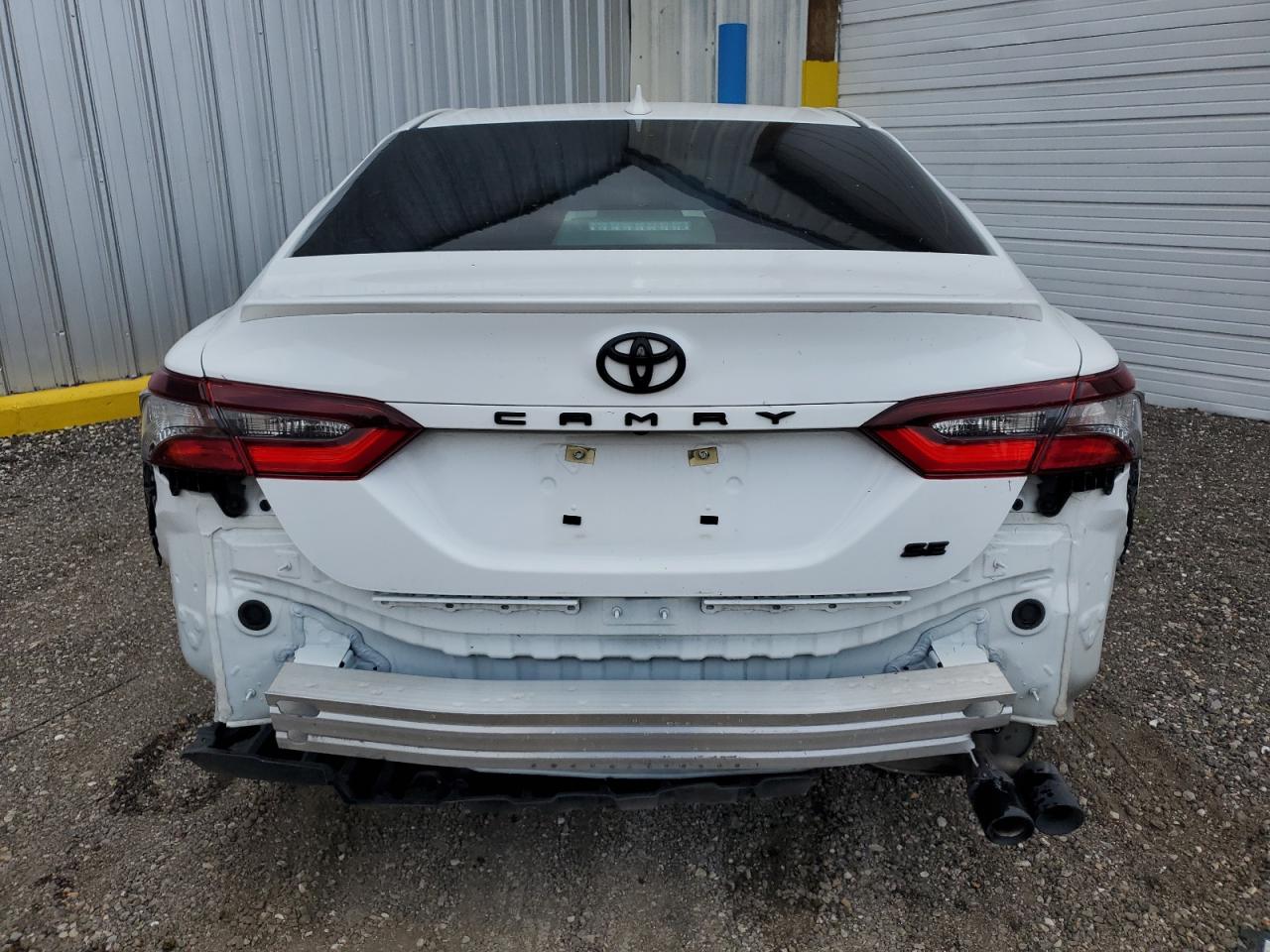 Photo 5 VIN: 4T1G11AK7PU784435 - TOYOTA CAMRY 