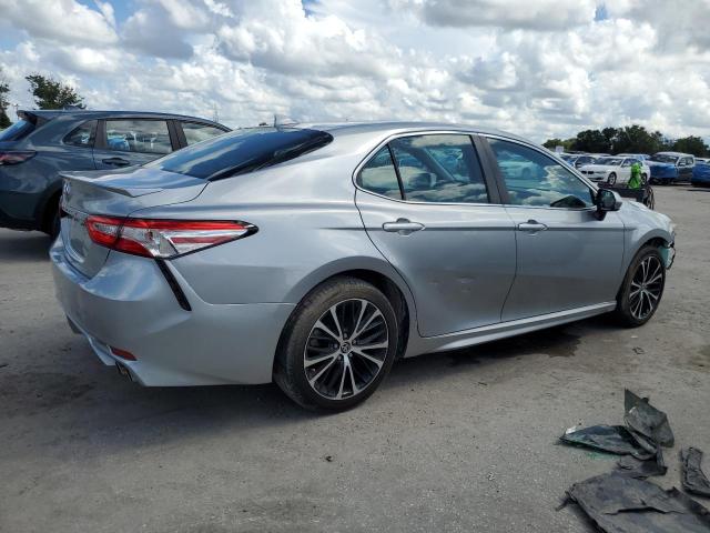 Photo 2 VIN: 4T1G11AK8LU357419 - TOYOTA CAMRY SE 