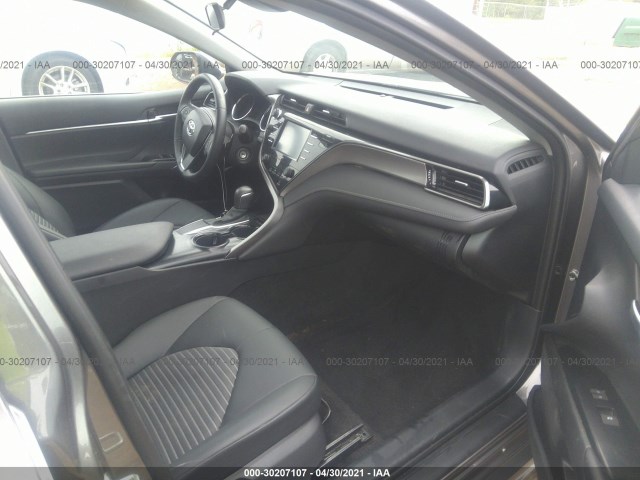 Photo 4 VIN: 4T1G11AK8LU933400 - TOYOTA CAMRY 