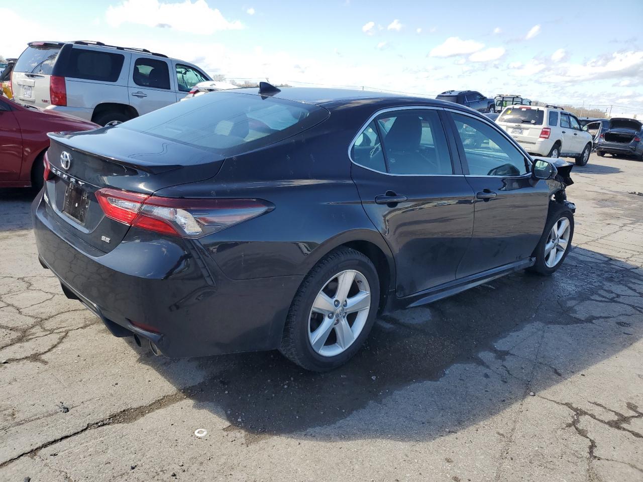 Photo 2 VIN: 4T1G11AK8MU521091 - TOYOTA CAMRY 