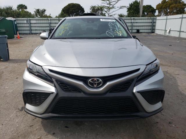 Photo 4 VIN: 4T1G11AK8MU529613 - TOYOTA CAMRY SE 