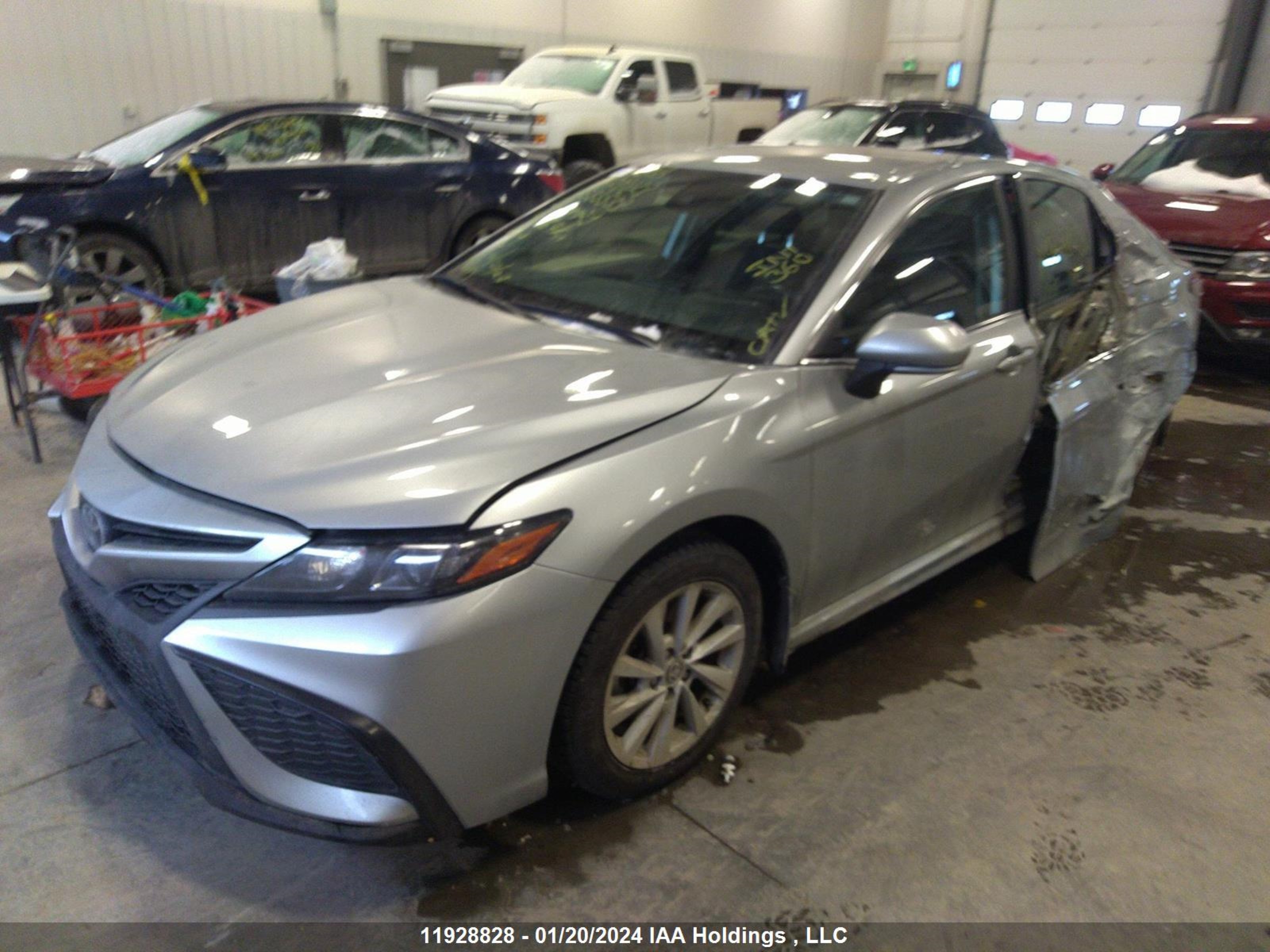 Photo 1 VIN: 4T1G11AK8MU533533 - TOYOTA CAMRY 