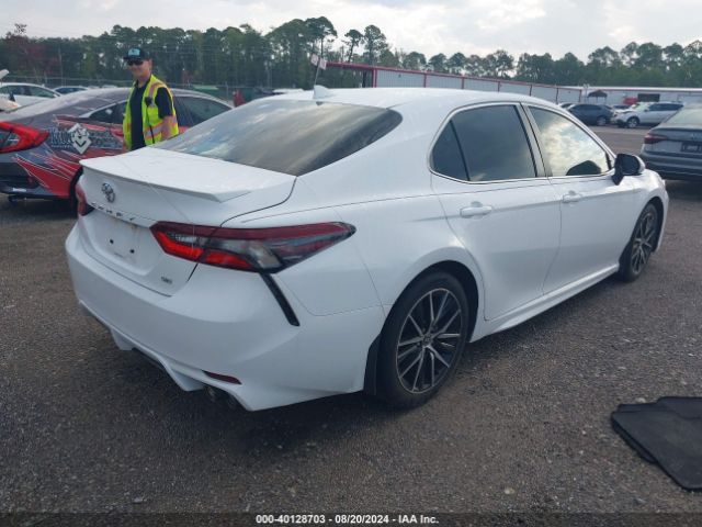 Photo 3 VIN: 4T1G11AK8MU608215 - TOYOTA CAMRY 