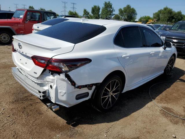 Photo 2 VIN: 4T1G11AK8MU611213 - TOYOTA CAMRY SE 