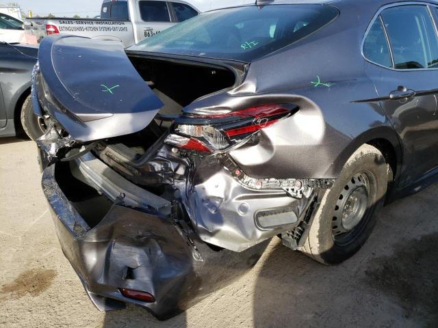 Photo 8 VIN: 4T1G11AK8NU039240 - TOYOTA CAMRY SE 