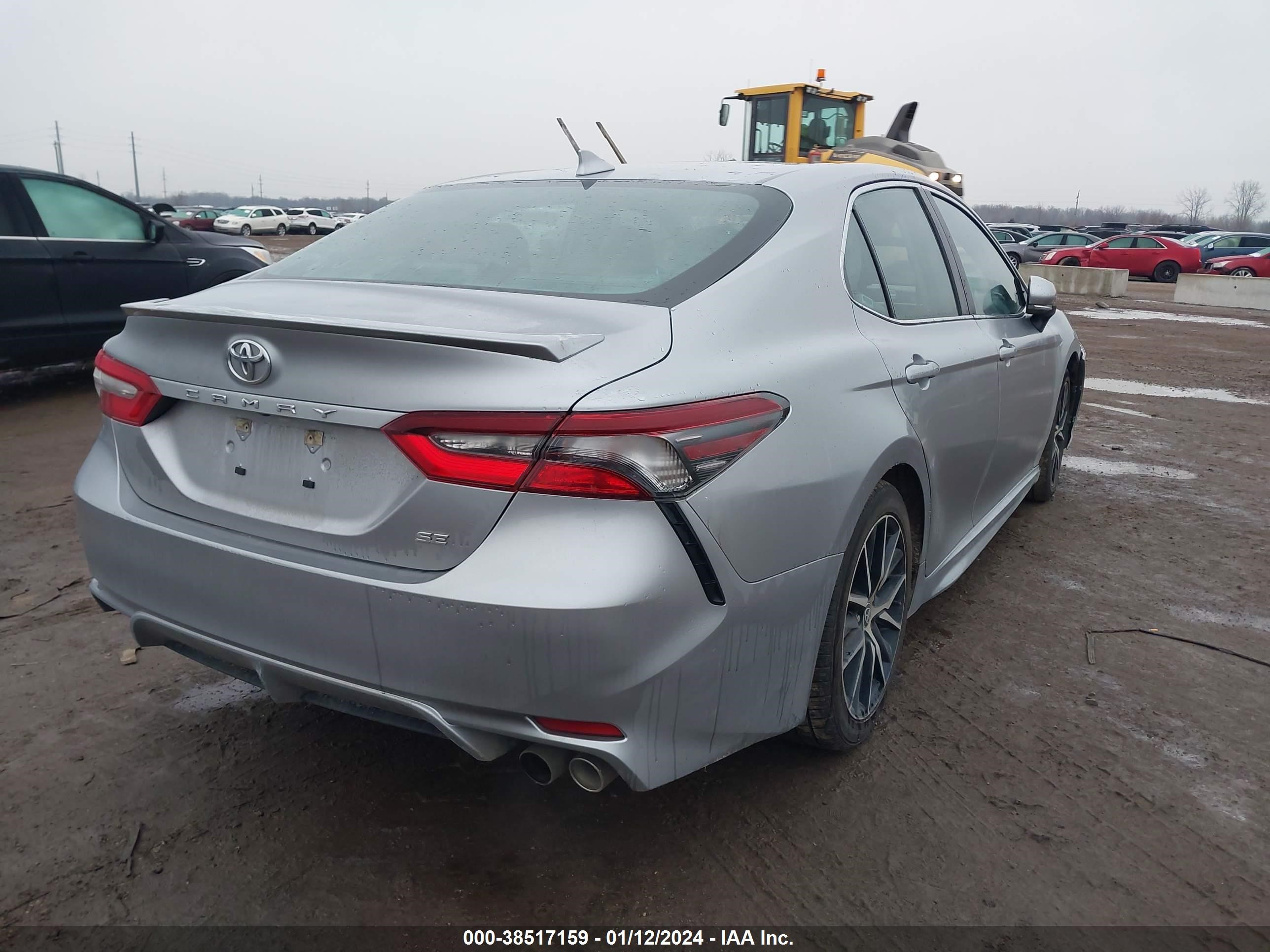 Photo 3 VIN: 4T1G11AK8NU669257 - TOYOTA CAMRY 