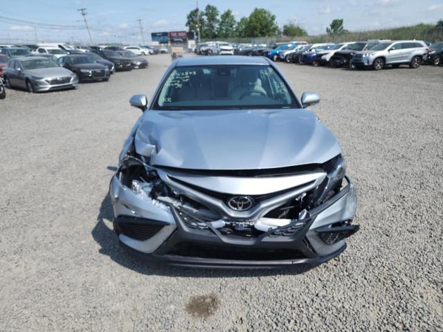 Photo 10 VIN: 4T1G11AK8NU676211 - TOYOTA CAMRY 