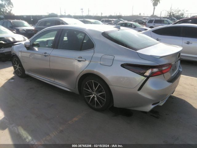 Photo 2 VIN: 4T1G11AK8NU681621 - TOYOTA CAMRY 