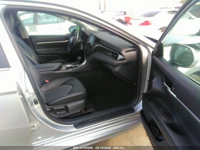 Photo 4 VIN: 4T1G11AK8NU681621 - TOYOTA CAMRY 