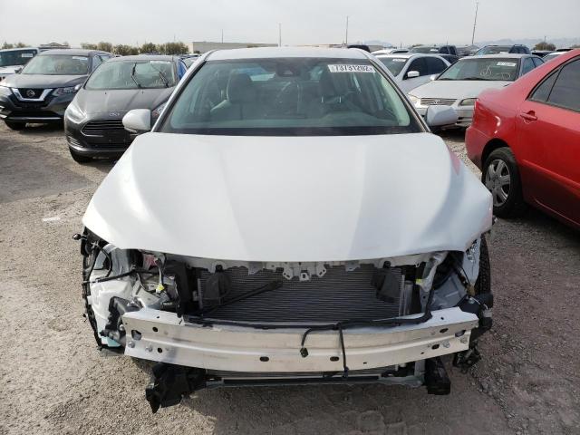 Photo 4 VIN: 4T1G11AK8PU082947 - TOYOTA CAMRY SE N 