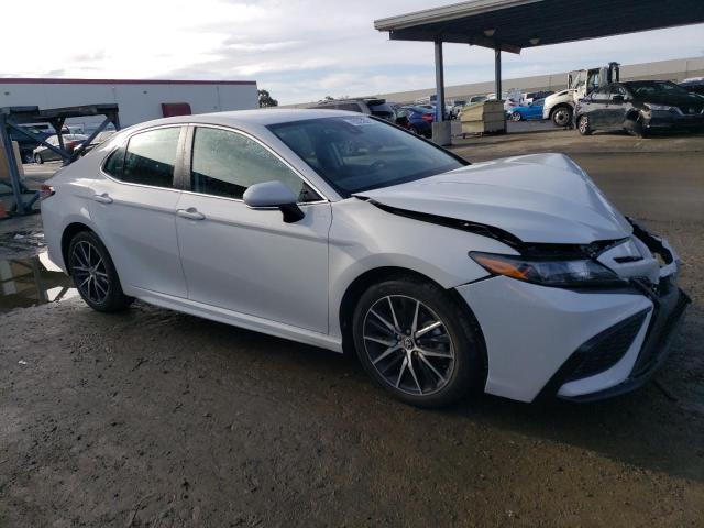 Photo 3 VIN: 4T1G11AK8PU101643 - TOYOTA CAMRY 