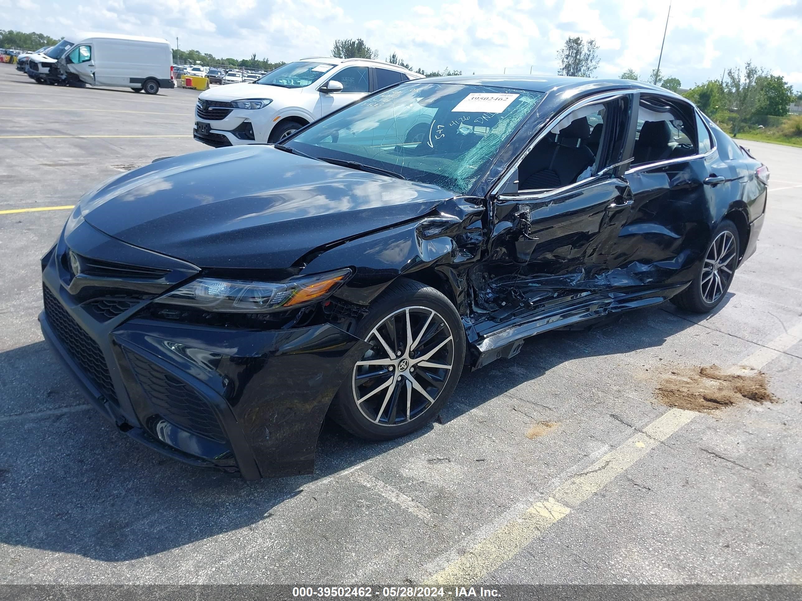 Photo 1 VIN: 4T1G11AK8PU760032 - TOYOTA CAMRY 