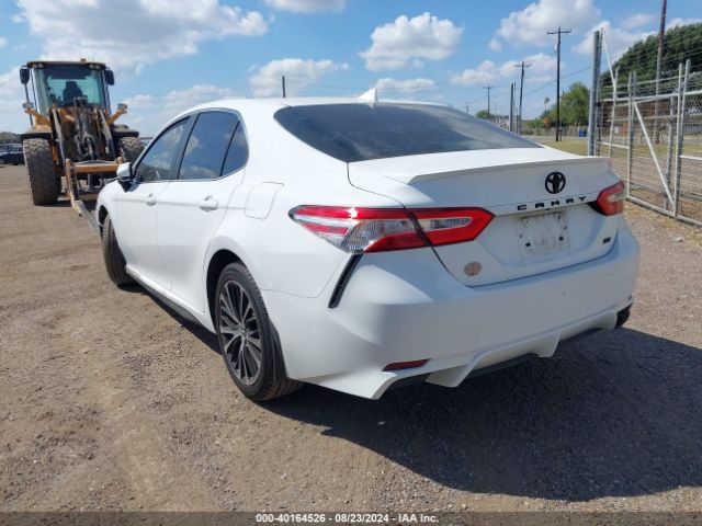 Photo 2 VIN: 4T1G11AK9LU933888 - TOYOTA CAMRY 