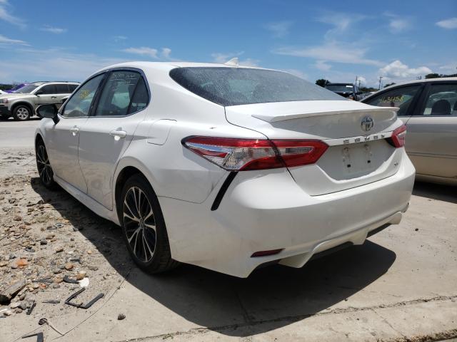 Photo 2 VIN: 4T1G11AK9LU944745 - TOYOTA CAMRY SE 