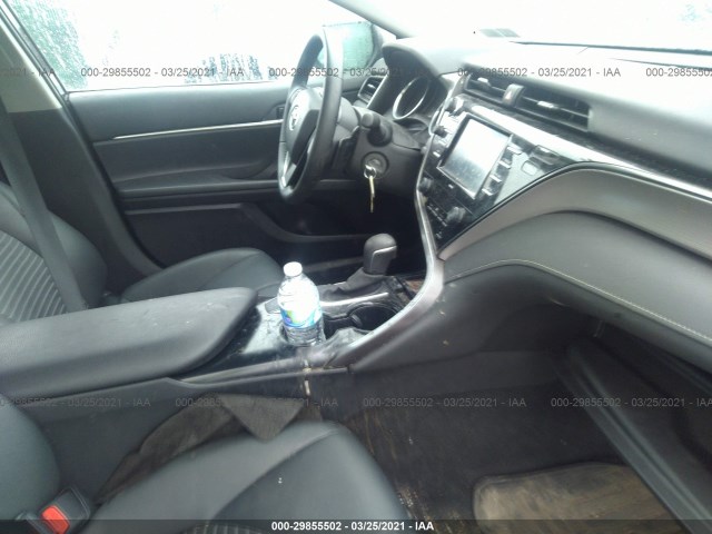 Photo 4 VIN: 4T1G11AK9LU961903 - TOYOTA CAMRY 