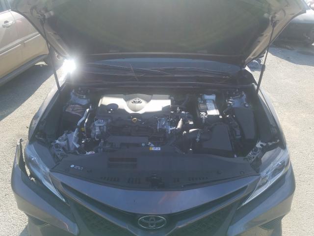 Photo 6 VIN: 4T1G11AK9LU962582 - TOYOTA CAMRY SE 