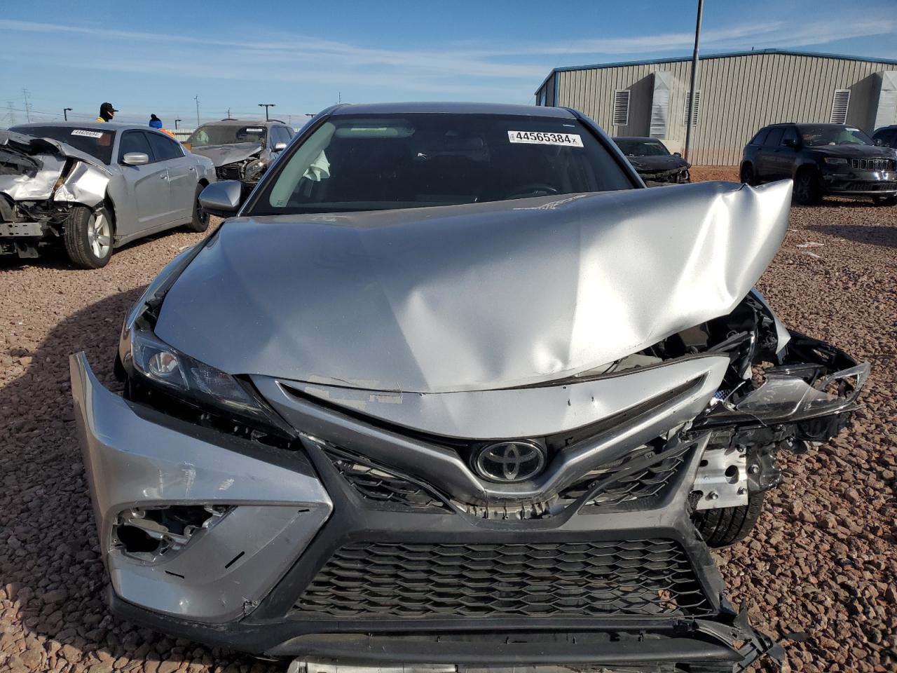 Photo 4 VIN: 4T1G11AK9MU411408 - TOYOTA CAMRY 