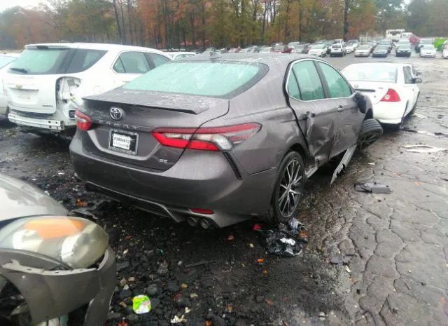 Photo 3 VIN: 4T1G11AK9MU437118 - TOYOTA CAMRY 