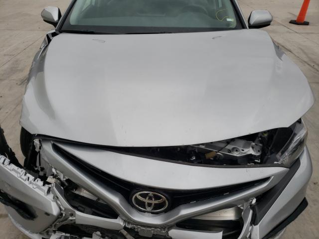 Photo 6 VIN: 4T1G11AK9MU445672 - TOYOTA CAMRY SE 