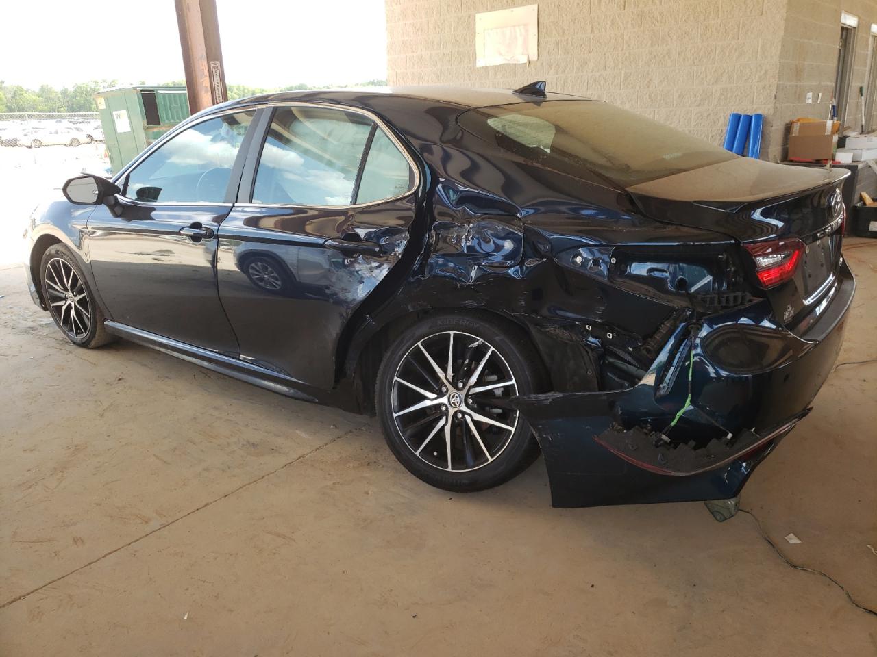 Photo 1 VIN: 4T1G11AK9MU548848 - TOYOTA CAMRY 