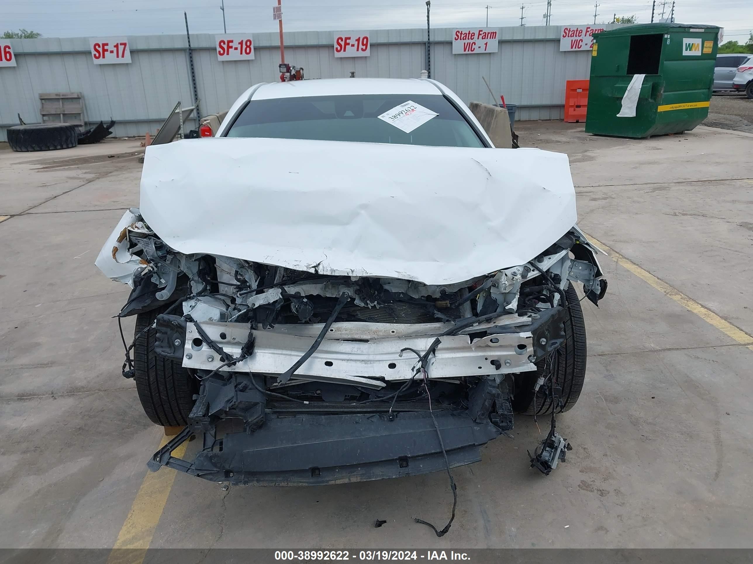 Photo 12 VIN: 4T1G11AK9NU658395 - TOYOTA CAMRY 