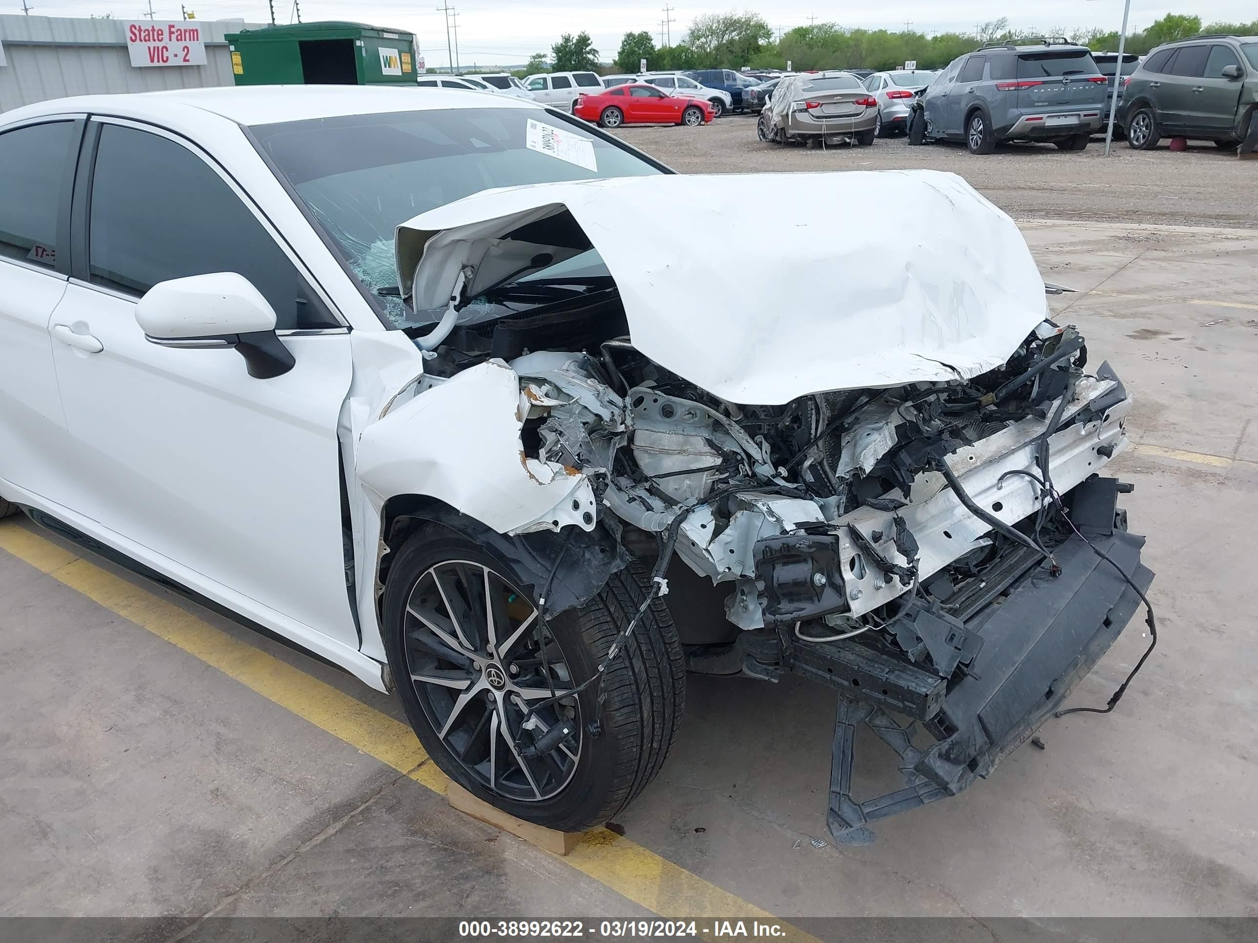 Photo 17 VIN: 4T1G11AK9NU658395 - TOYOTA CAMRY 