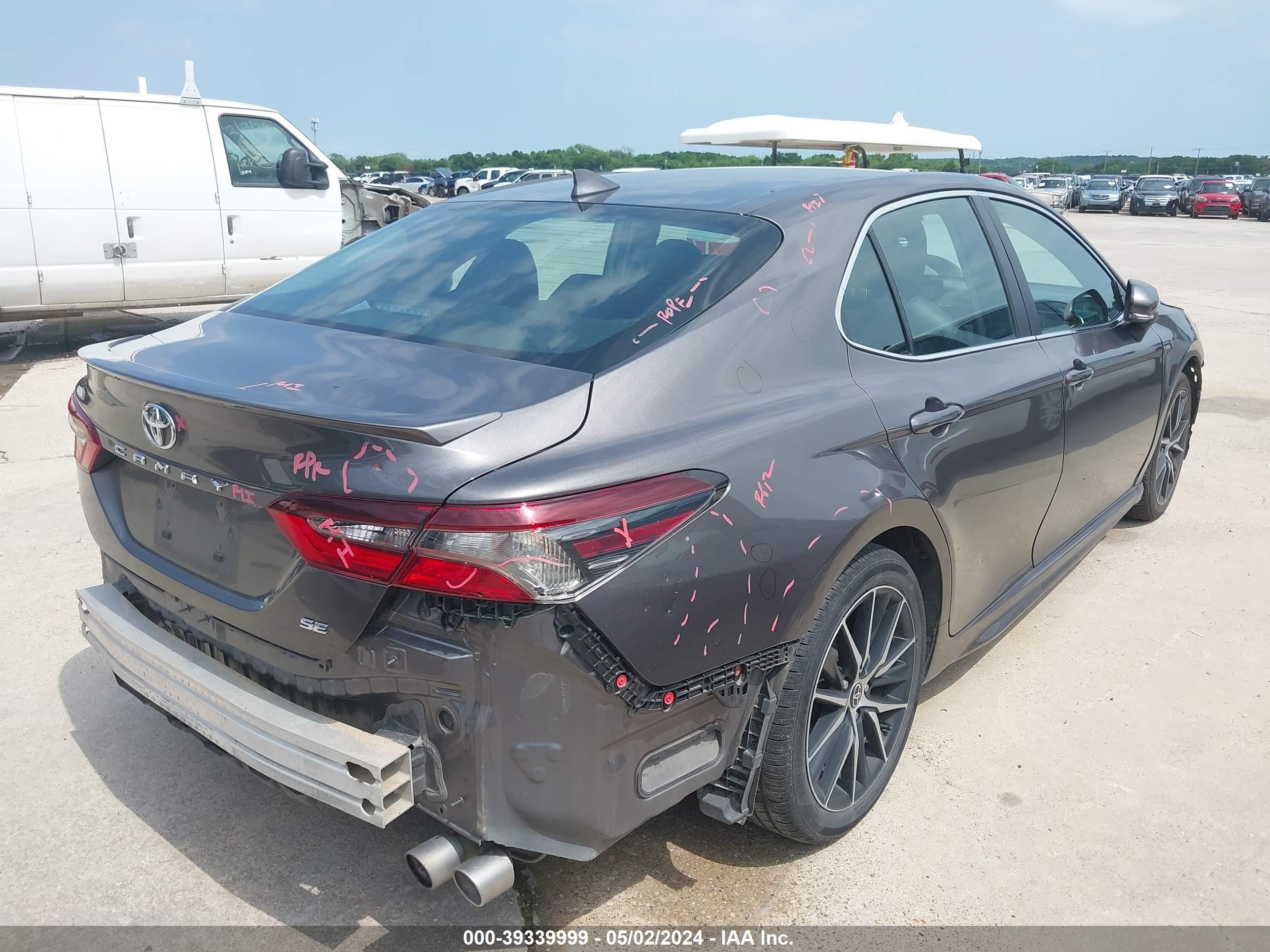 Photo 3 VIN: 4T1G11AK9NU692191 - TOYOTA CAMRY 