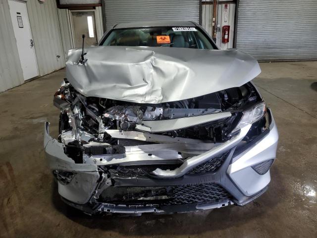 Photo 4 VIN: 4T1G11AKXLU351914 - TOYOTA CAMRY SE 