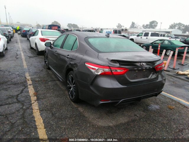 Photo 2 VIN: 4T1G11AKXLU352030 - TOYOTA CAMRY 