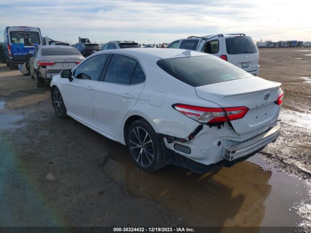 Photo 2 VIN: 4T1G11AKXLU503383 - TOYOTA CAMRY 