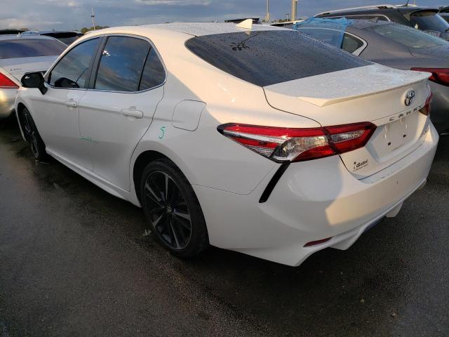 Photo 2 VIN: 4T1G11AKXLU510253 - TOYOTA CAMRY SE 