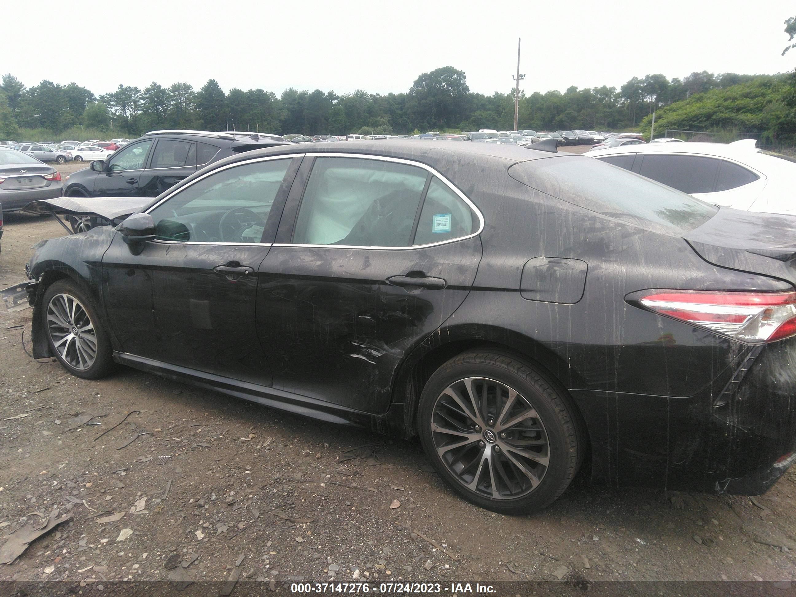 Photo 13 VIN: 4T1G11AKXLU913844 - TOYOTA CAMRY 