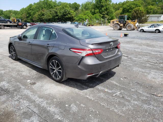 Photo 2 VIN: 4T1G11AKXLU948285 - TOYOTA CAMRY SE 