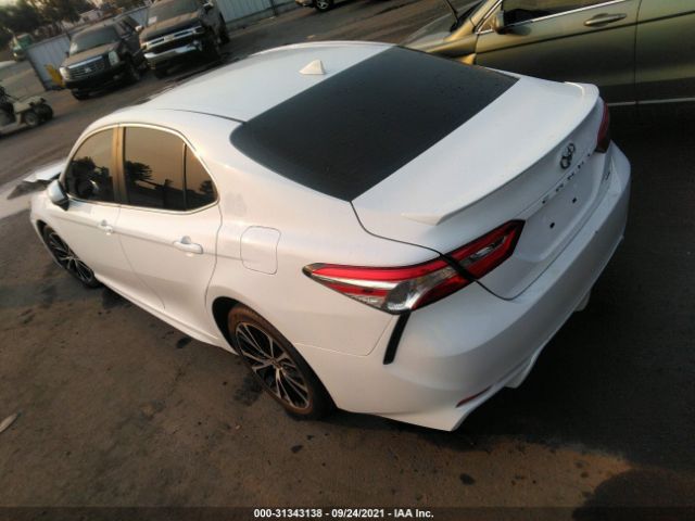 Photo 2 VIN: 4T1G11AKXLU951168 - TOYOTA CAMRY 